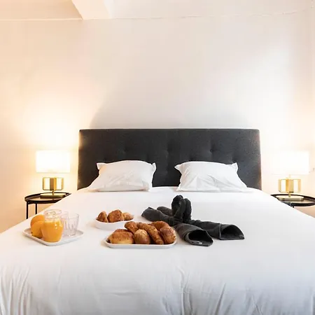Appartement L'O-Berge - Plein centre de Saint-Tropez Extérieur photo