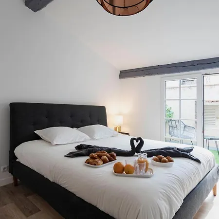 Appartement L'O-Berge - Plein centre de Saint-Tropez Extérieur photo