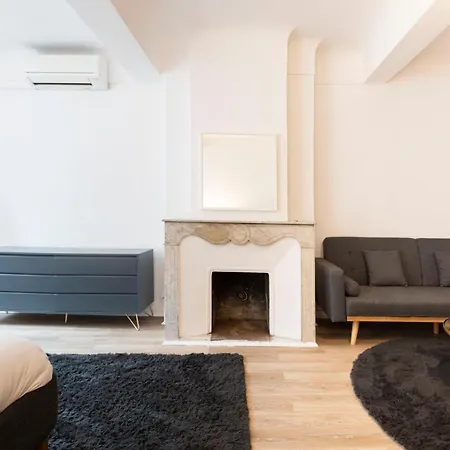 Appartement L'O-Berge - Plein centre de Saint-Tropez Extérieur photo